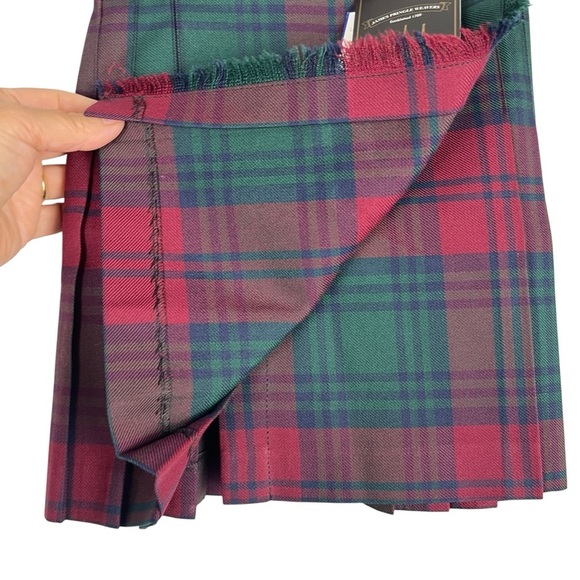 JAMES PRINGLE WEAVERS NWT Girls Clan Lindsay Tartan Red Green Kilt Skirt 3/4 - Picture 4 of 9